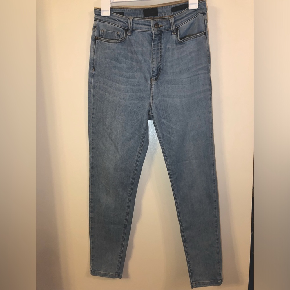 Plenty Tailor Made Medium Wash, Ultra High-Rise New York Skinny Jeans